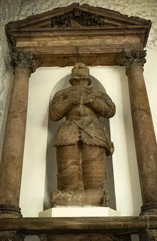 16th century effigy of Piero Capponi. This alabaster sculpture is now regarded as one of the finest monuments in the City of London.